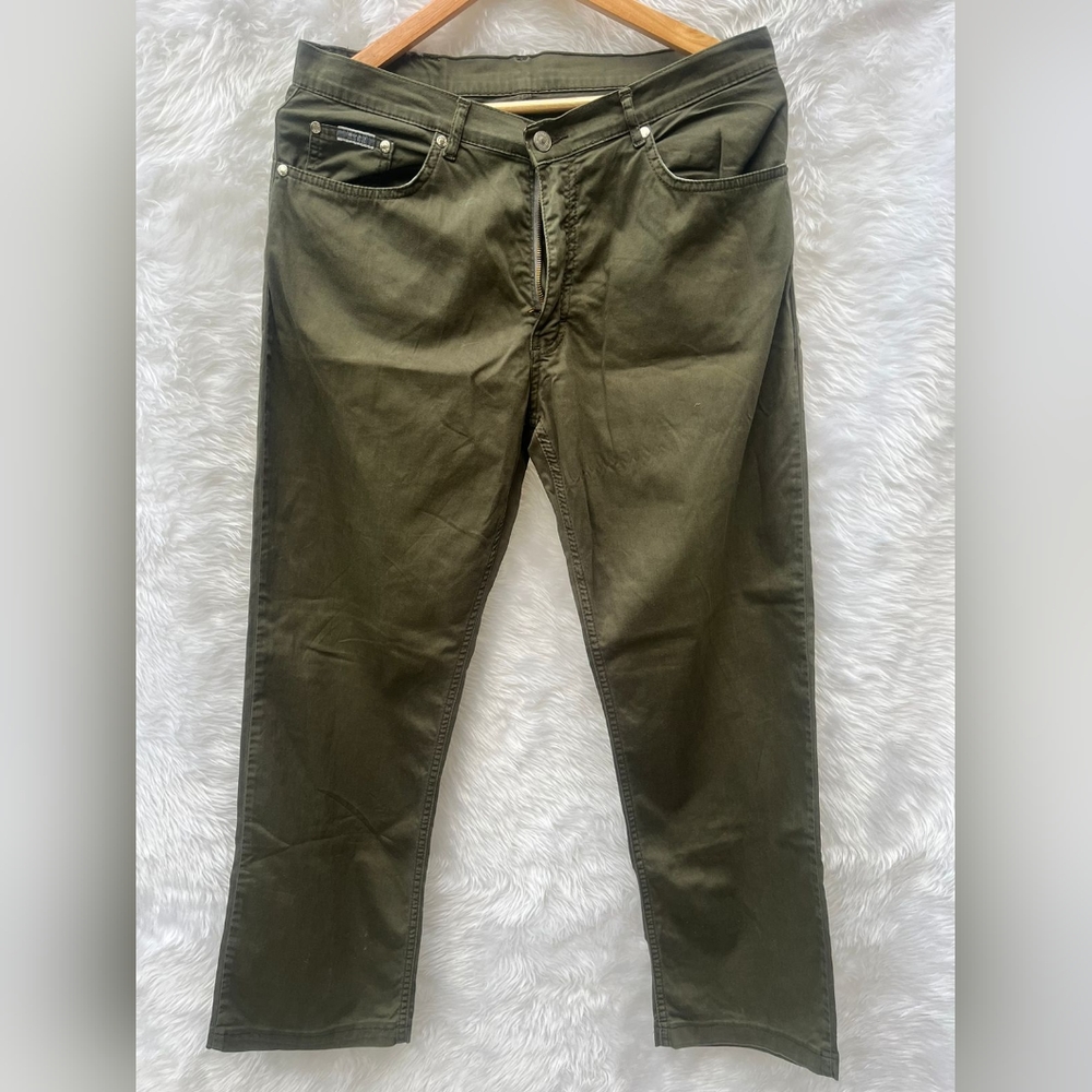 Hugo Boss Olive Green Chinos/ Trousers - Picture 2 of 14